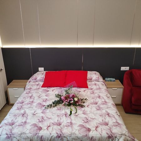 Arcobaleno Rooms Mestre-Venezia ภายนอก รูปภาพ