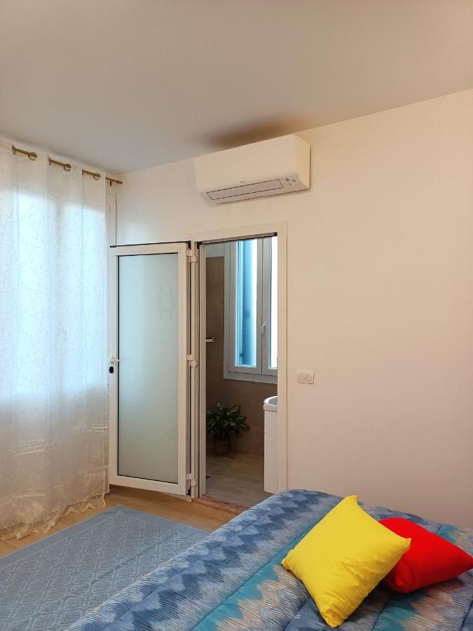Arcobaleno Rooms Mestre-Venezia ภายนอก รูปภาพ