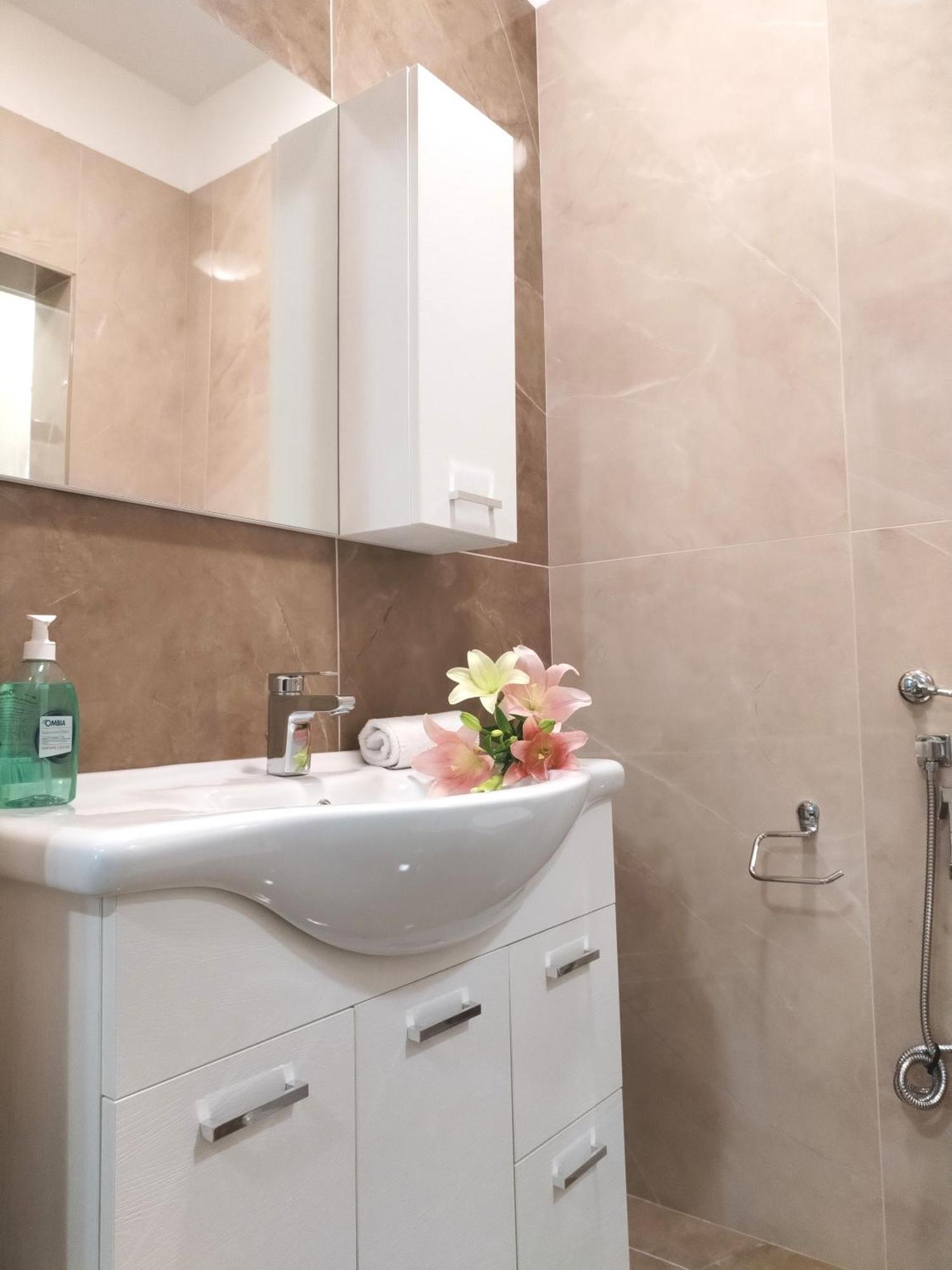 Arcobaleno Rooms Mestre-Venezia ภายนอก รูปภาพ