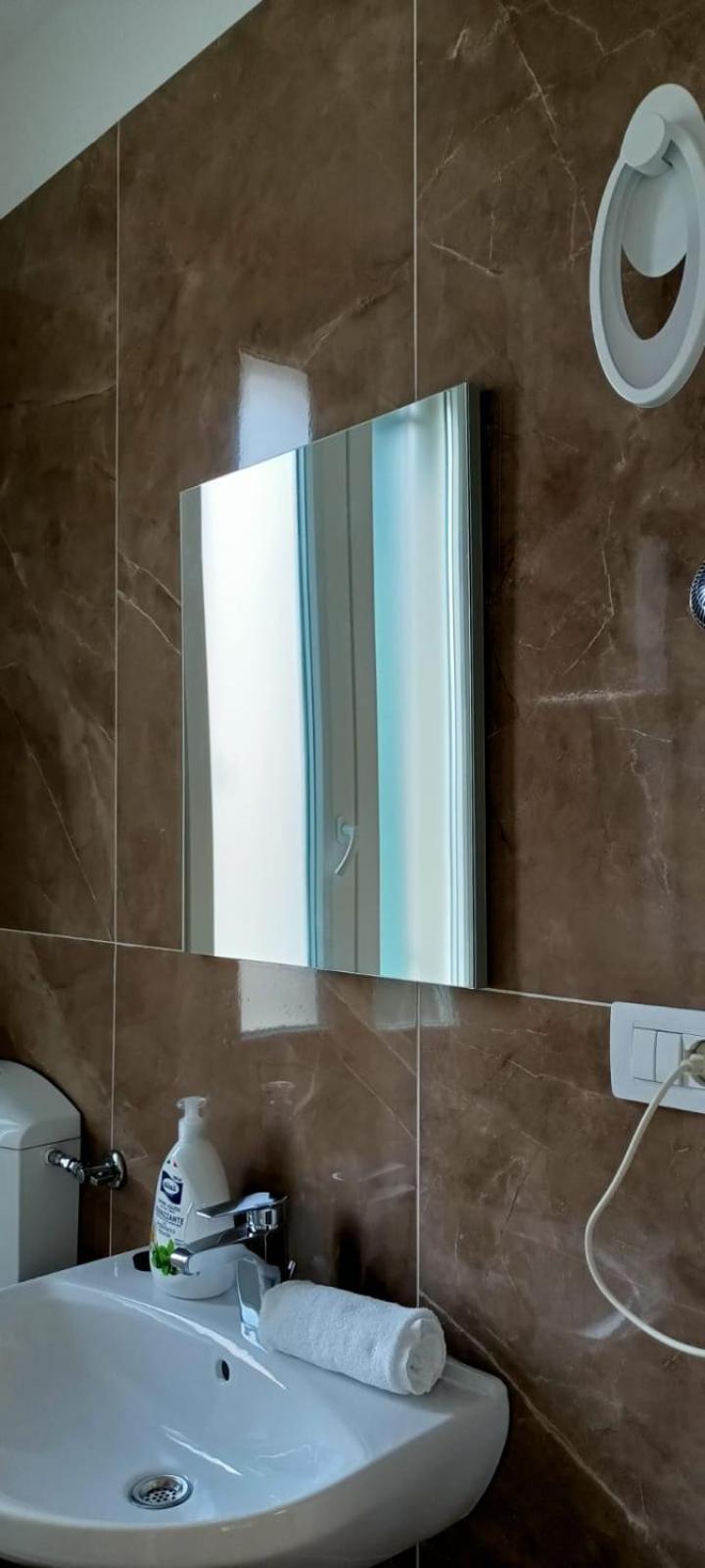 Arcobaleno Rooms Mestre-Venezia ภายนอก รูปภาพ